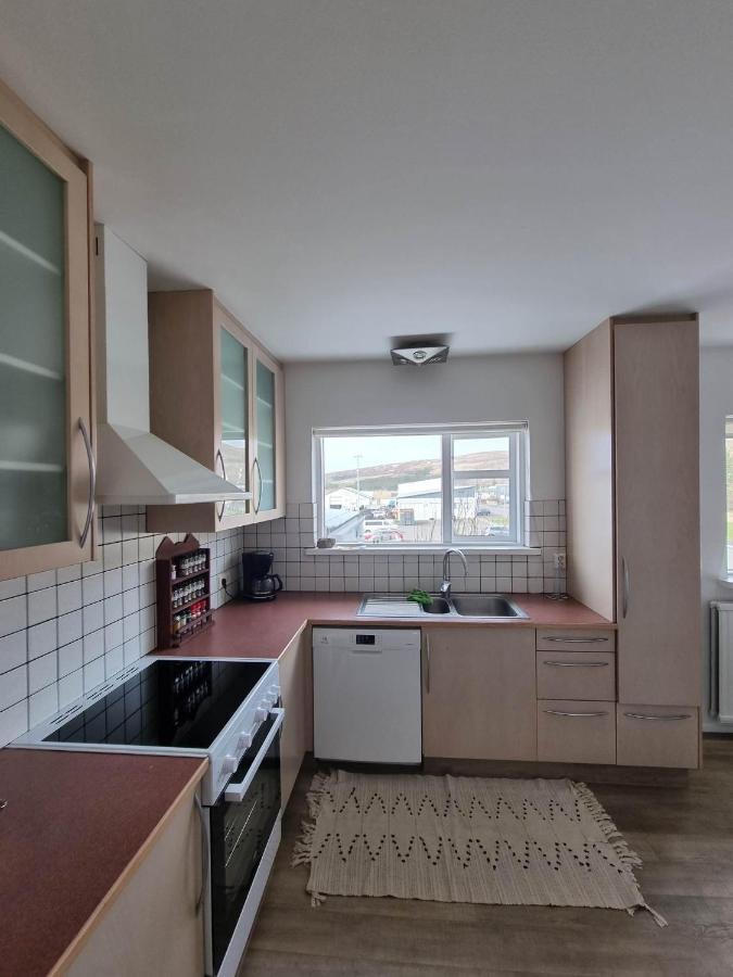 Guesthouse Maddy Húsavík Kültér fotó