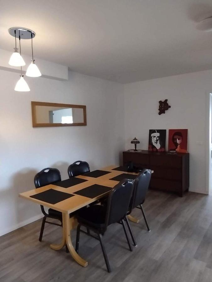 Guesthouse Maddy Húsavík Kültér fotó